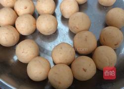 胡萝卜芝麻糯米团的做法图解8