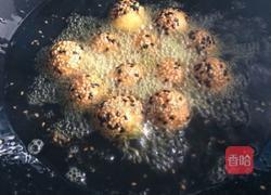 胡萝卜芝麻糯米团的做法图解13