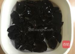 洋葱木耳炒鸡蛋的做法图解3