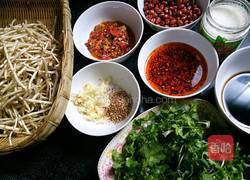 凉拌折耳根的做法图解2