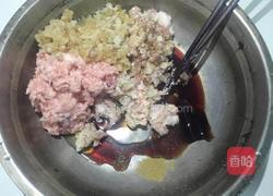 猪肉酸菜馅饺子的做法图解5