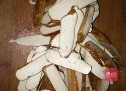 香干炒西芹的做法图解1