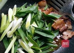 香蒜回锅肉的做法图解9