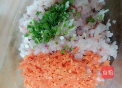 年夜饭 鱼肉蛋卷的做法图解4