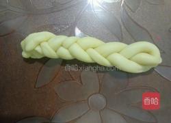 牛奶花型小面包的做法图解11