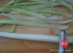 果酱西芹的做法图解4
