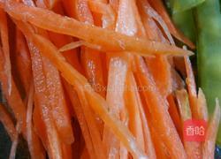 红萝卜炒河南豆的做法图解2