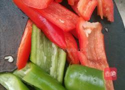 冬笋炒腊肠的做法图解1