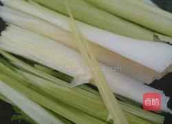 冬笋炒腊肠的做法图解4