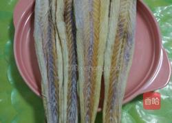 凉拌干明太鱼的做法图解1