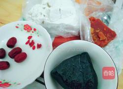 红枣枸杞汤圆的做法图解2
