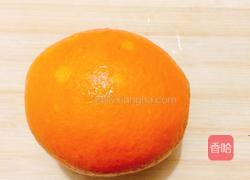 盐蒸橙子的做法图解1