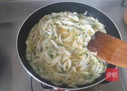 银鱼炒鸡蛋的做法图解8