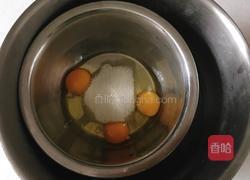 老式鸡蛋糕的做法图解2