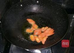 鸡胸肉炒芹菜的做法图解2