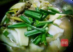 山药肉片粉丝汤的做法图解3