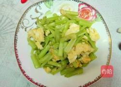 芹菜炒鸡蛋的做法图解7