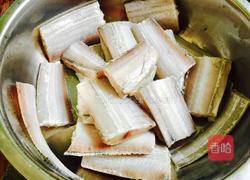 干煎椒盐带鱼的做法图解2