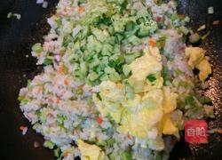 蔬菜炒饭的做法图解13