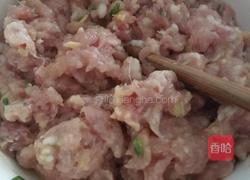 红烧油豆腐塞肉的做法图解1
