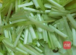 韭黄炒蛋的做法图解2