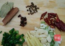 红烧猪尾巴的做法图解2