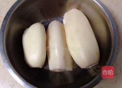 板栗莲藕肉丸的做法图解2