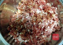 板栗莲藕肉丸的做法图解5