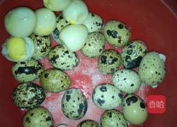 盐焗鹌鹑蛋的做法图解5