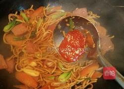 酸辣牛肉面的做法图解4