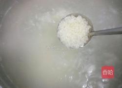 大米粥的做法图解3