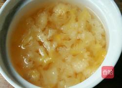 薏米花生银耳羹的做法图解2
