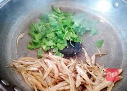 辣炒刨花鱼的做法图解5