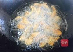 油炸小酥肉的做法图解9
