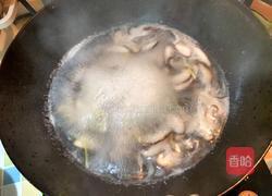 香菇肉片猪肝汤的做法图解4