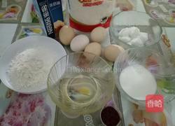 红丝绒蛋糕卷的做法图解3