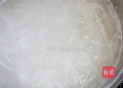 萝卜粉丝籽虾汤的做法图解3