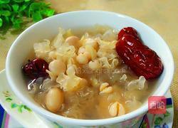 薏米花生银耳羹的做法图解7
