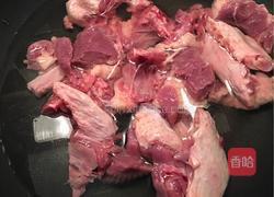 板栗焖鸭的做法图解2