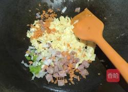 虾仁炒饭的做法图解4