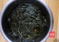 凉拌芝麻叶的做法图解2