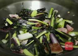 腊肉炒菜苔的做法图解8