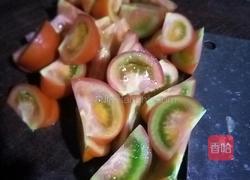 西红柿瘦肉炒蛋的做法图解1