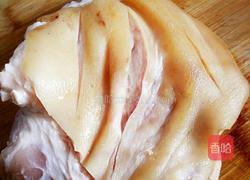 电饭煲酱肘子的做法图解1