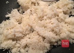 瑶柱蛋白炒饭的做法图解6