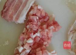 荸荠虾仁猪肉包子的做法图解3