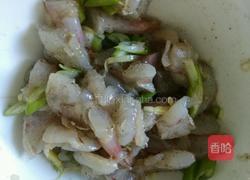 荸荠虾仁猪肉包子的做法图解6