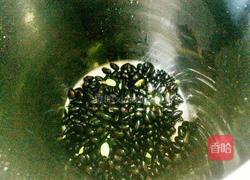 黑豆豆浆的做法图解2