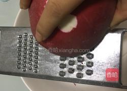 虾仁萝卜汤的做法图解2