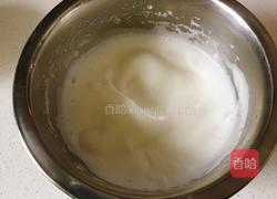 分蛋海绵小蛋糕的做法图解4